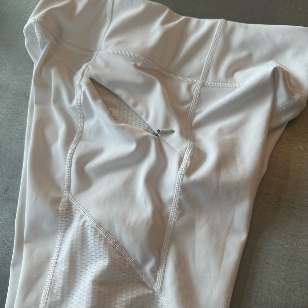 Athleta Short - Picture 9 of 9